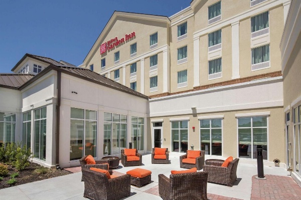 Hilton Garden Inn Pascagoula image 1